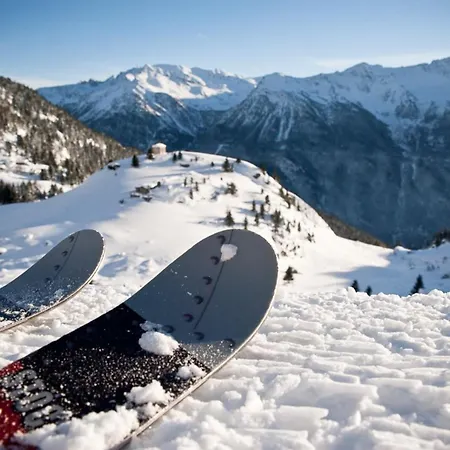 2-4 People In Direct Access To Val Thorens *
